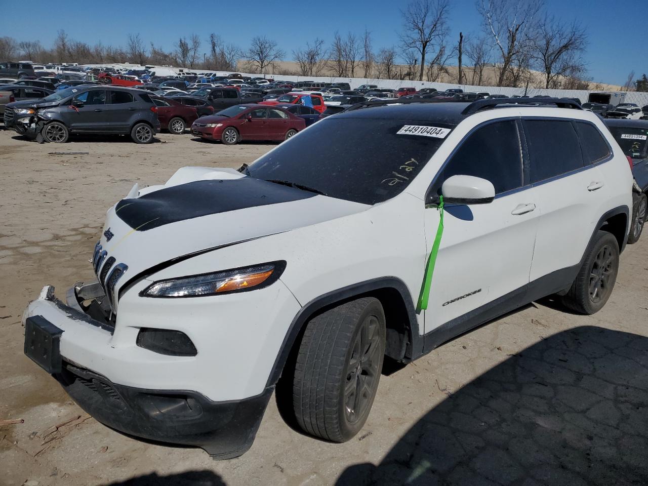 2017 Jeep Cherokee Latitude vin: 1C4PJLCB1HW572472