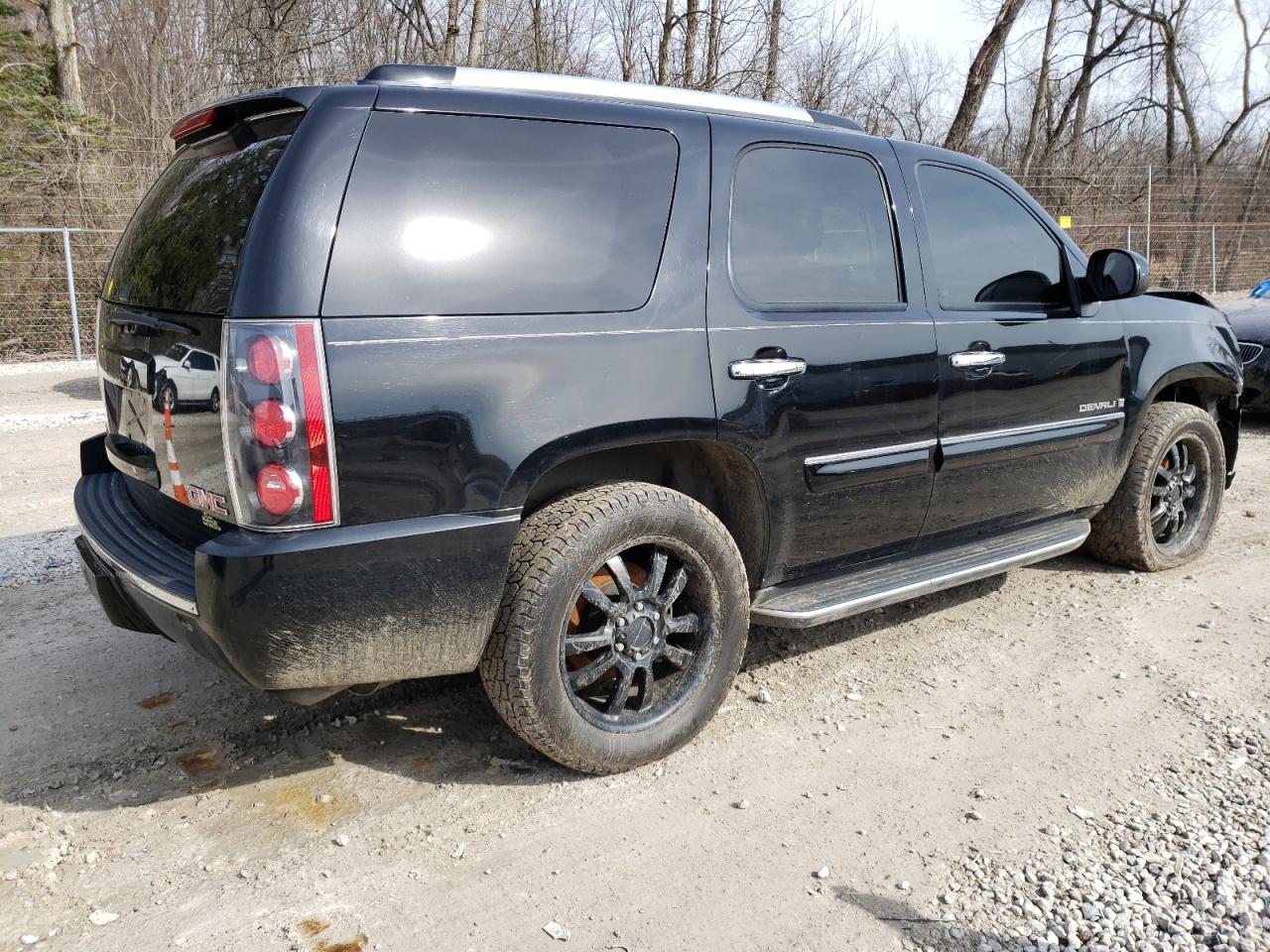 1GKFK63887J396972 2007 GMC Yukon Denali