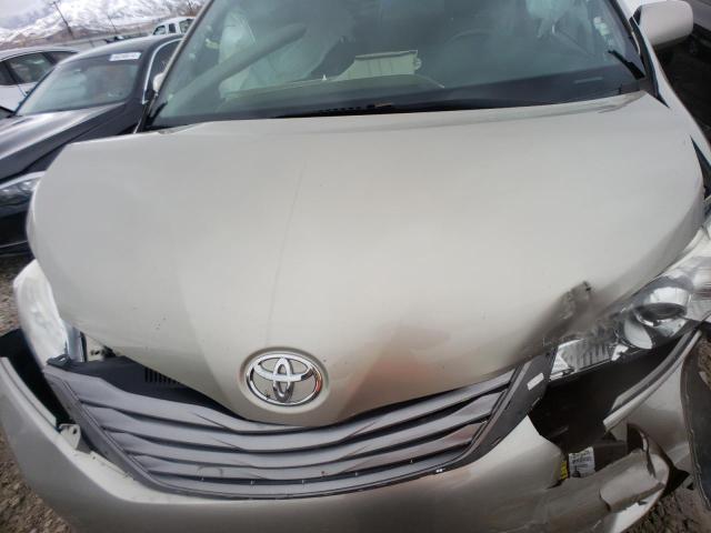 2015 TOYOTA SIENNA XLE 5TDYK3DC4FS613280
