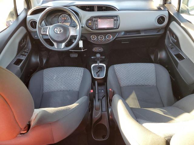  TOYOTA YARIS 2015 Серебристый