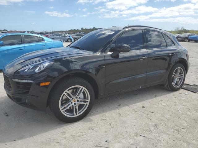 VIN WP1AA2A59JLB19977 2018 Porsche Macan no.1