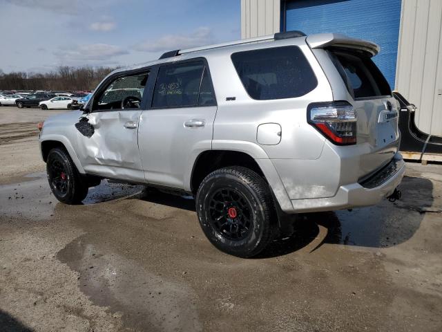 2022 TOYOTA 4RUNNER SR JTEMU5JR9N6007416