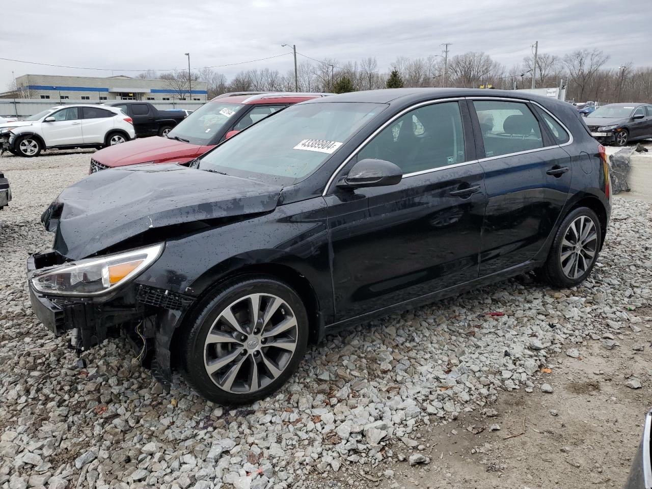 2018 Hyundai Elantra Gt vin: KMHH35LE8JU074450