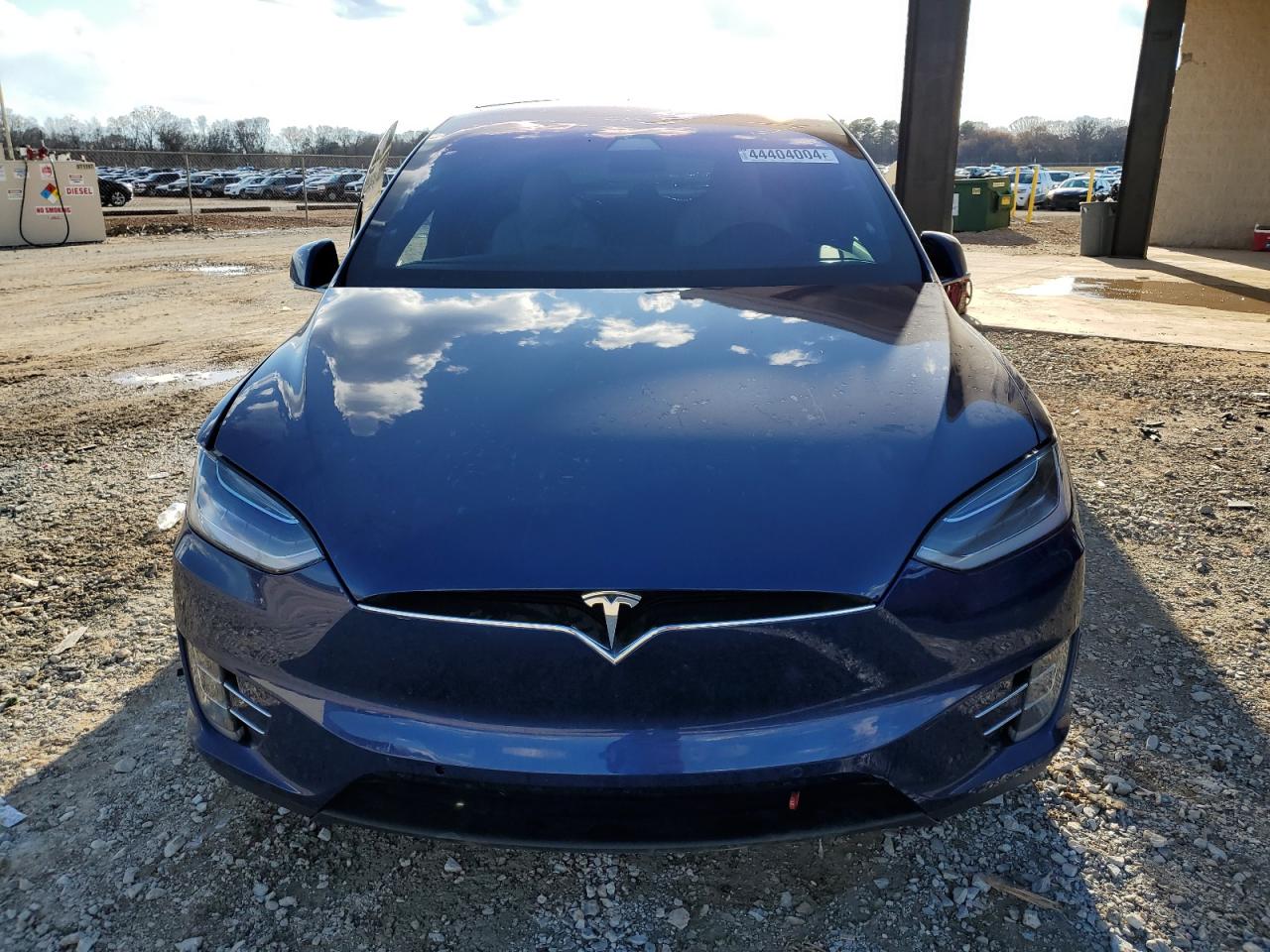 5YJXCDE21KF200168 2019 Tesla Model X