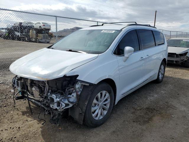 Lot #2396870169 2017 CHRYSLER PACIFICA T salvage car
