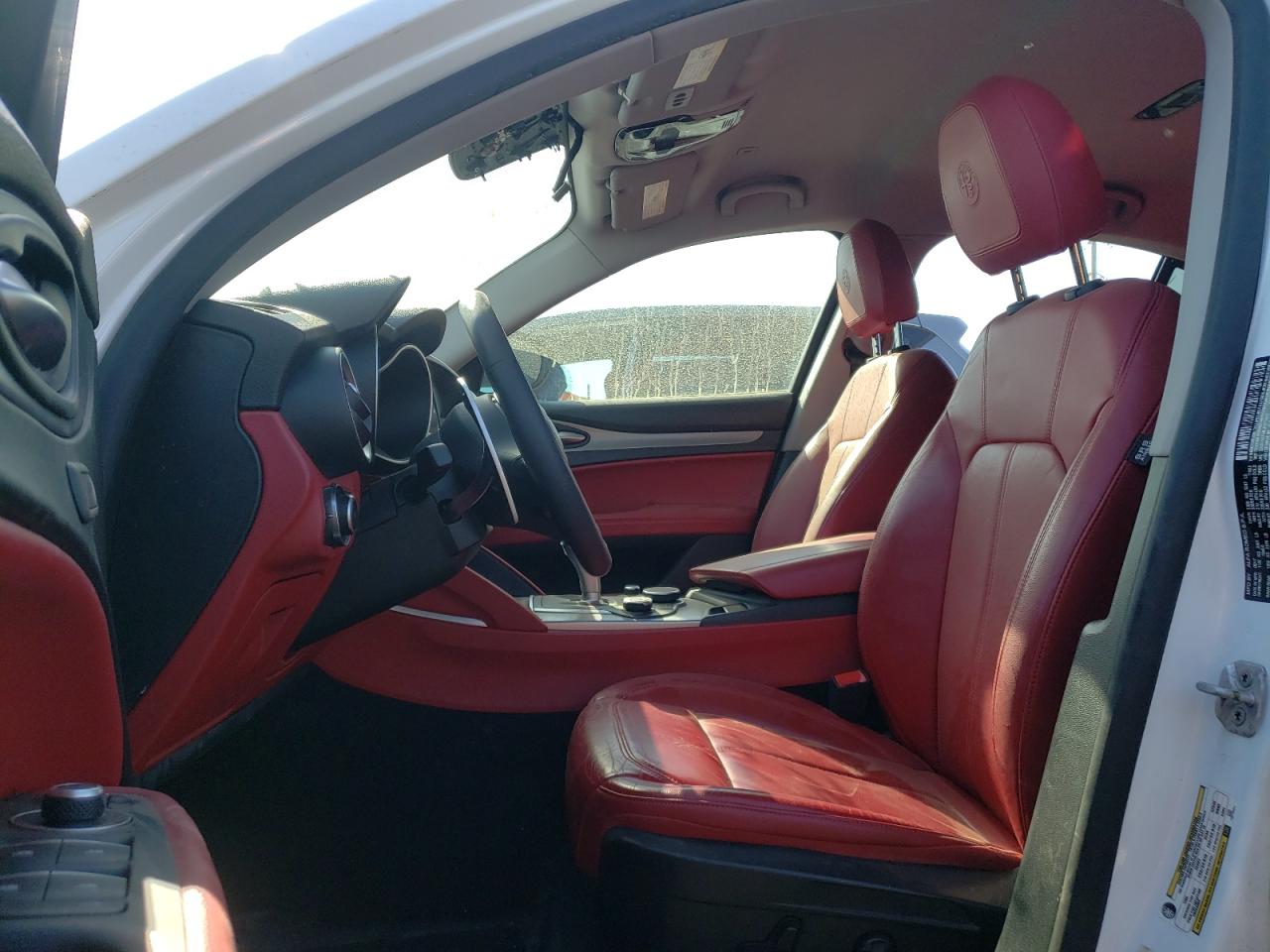 ASFAKPN0J7B73652 2018 Alfa Romeo Stelvio Sport