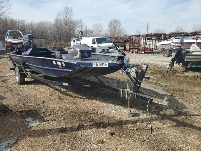Lot #2355898934 2002 WELLS CARGO BOAT salvage car