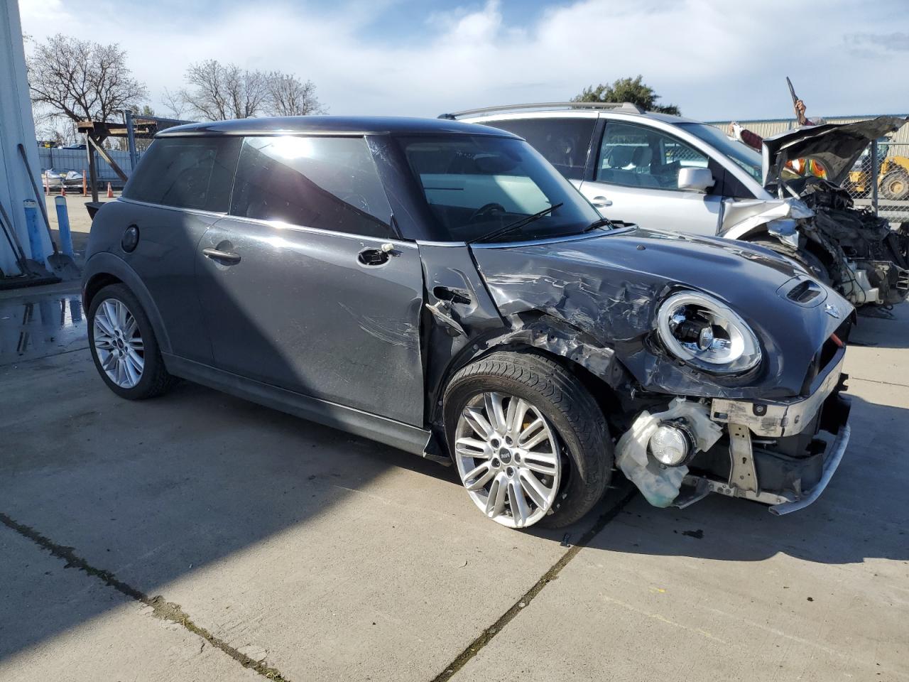 WMWXP7C59F2A36034 2015 Mini Cooper S