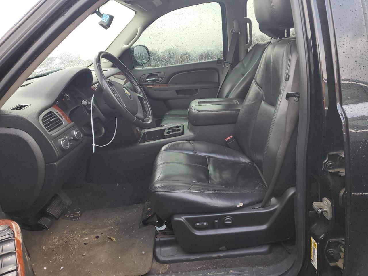 1GNUKBE09AR265973 2010 Chevrolet Tahoe K1500 Lt