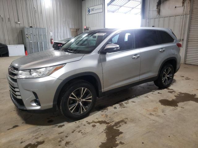 VIN 5TDZARFH9KS043645 2019 Toyota Highlander, LE no.1