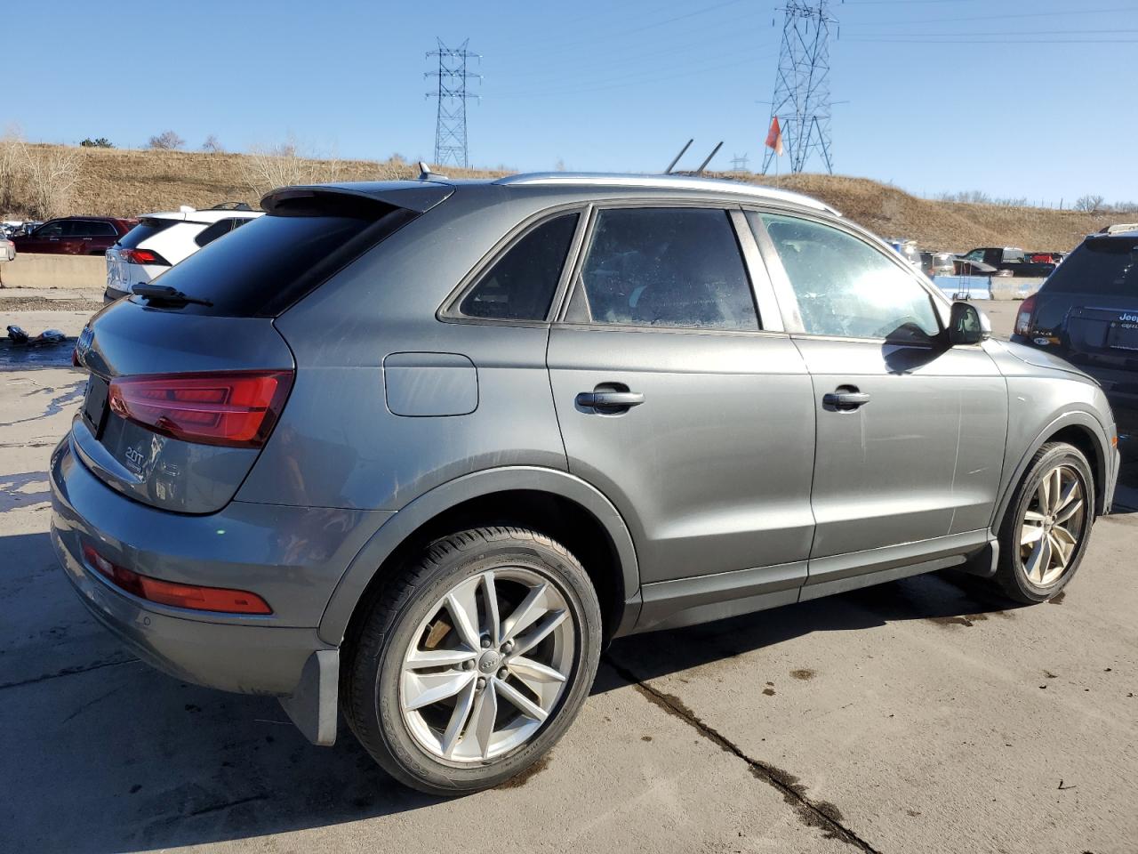 WA1ECCFS5HR008555 2017 Audi Q3 Premium