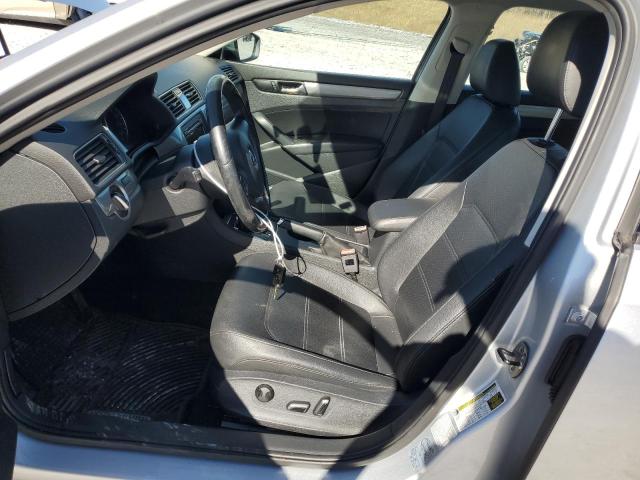 2015 VOLKSWAGEN PASSAT S 1VWAT7A30FC011081