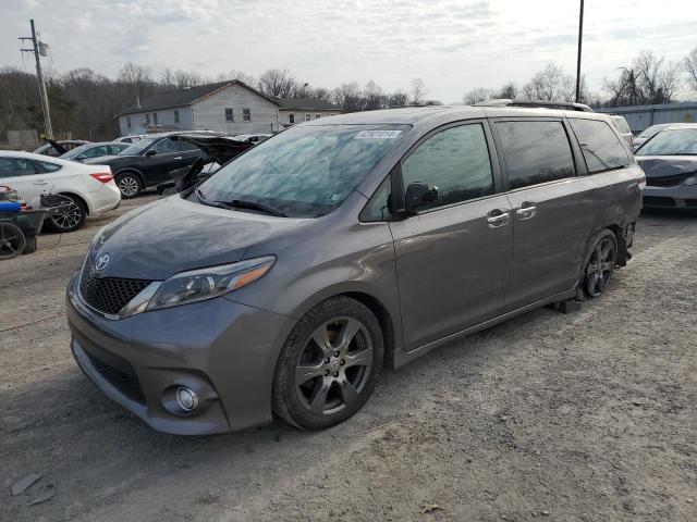 2017 Toyota Sienna SE