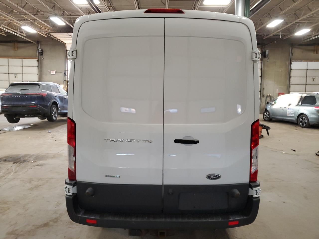 1FTSW2CG1FKA64380 2015 Ford Transit T-350 1FTSW2CG1FKA64380 2015 Ford Transit T-350