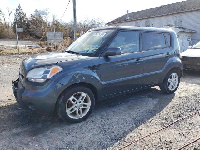 2011 Kia Soul + VIN: KNDJT2A20B7281105 Lot: 44174584