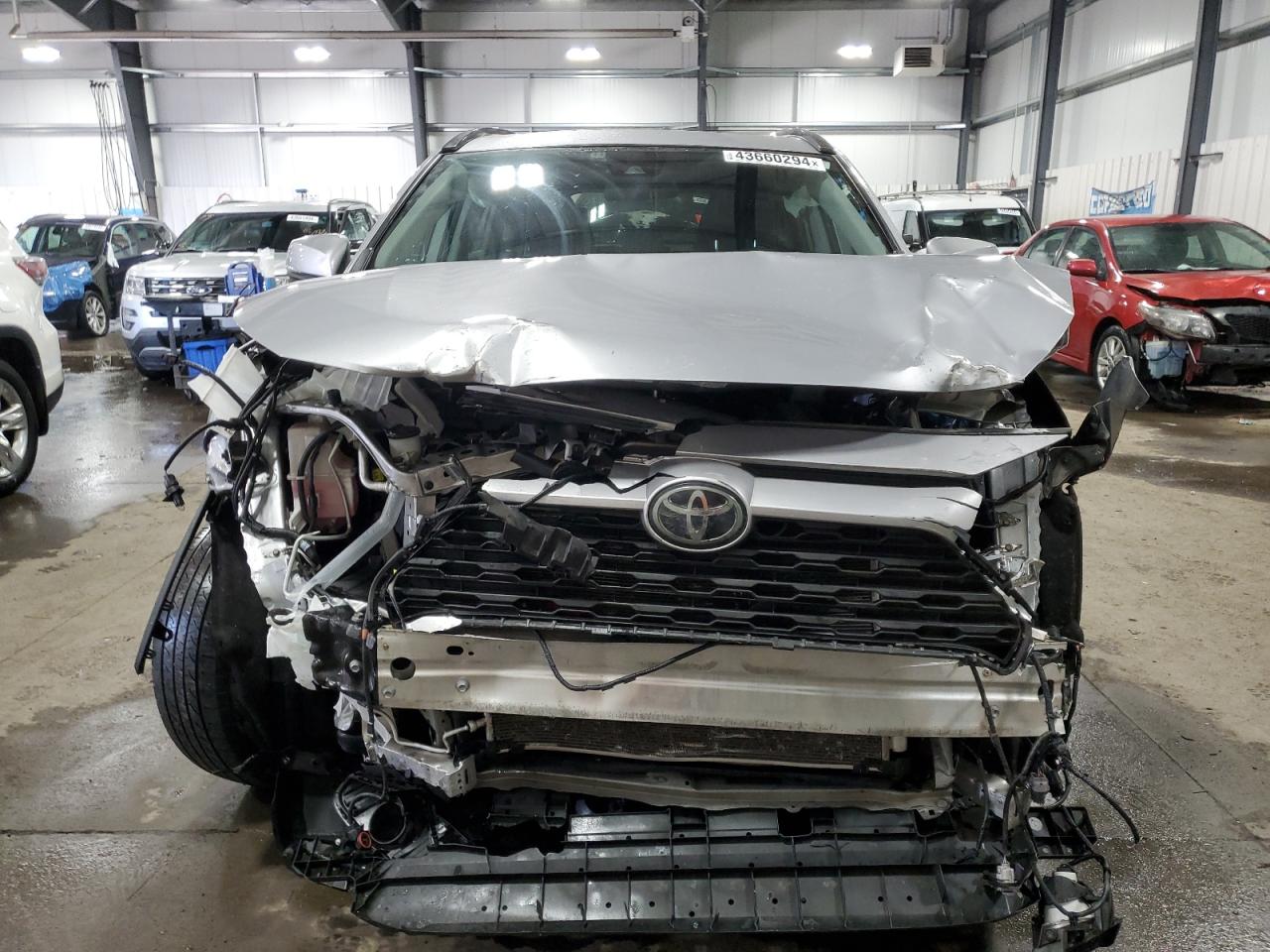 2019 Toyota Rav4 Xle vin: 2T3P1RFVXKC022655