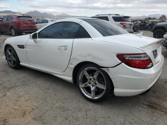 2015 MERCEDES-BENZ SLK 250 - WDDPK4HA2FF104143