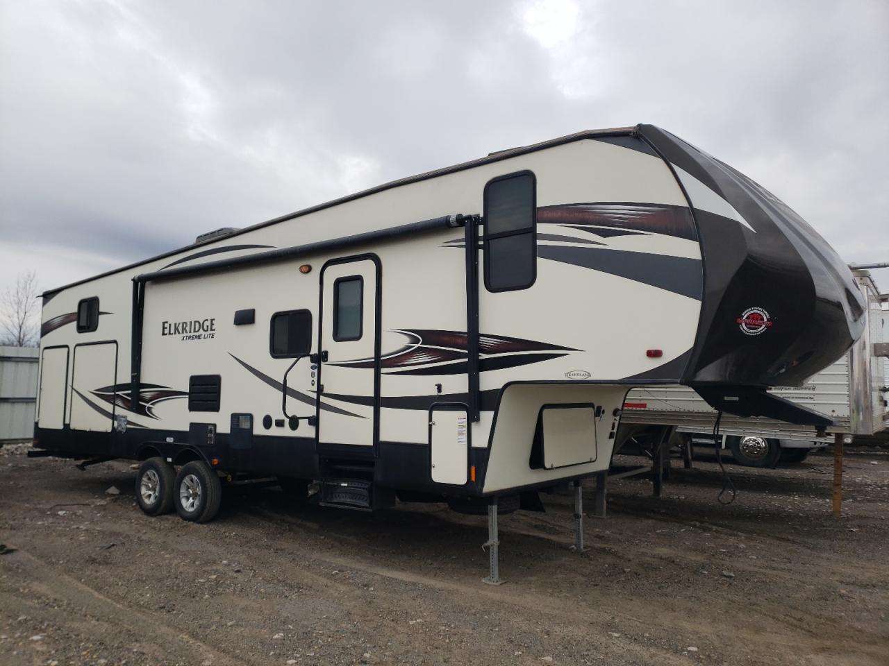 Heartland RV Elk Ridge, Elk Ridge Express Xtreme Light & Prowler FW  & Pioneer FW 2017 