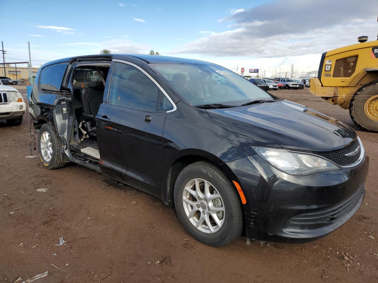 2C4RC1DG5HR747803 2017 Chrysler Pacifica Touring