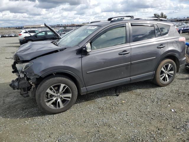 2017 TOYOTA RAV4 XLE JTMRFREV0HJ131062