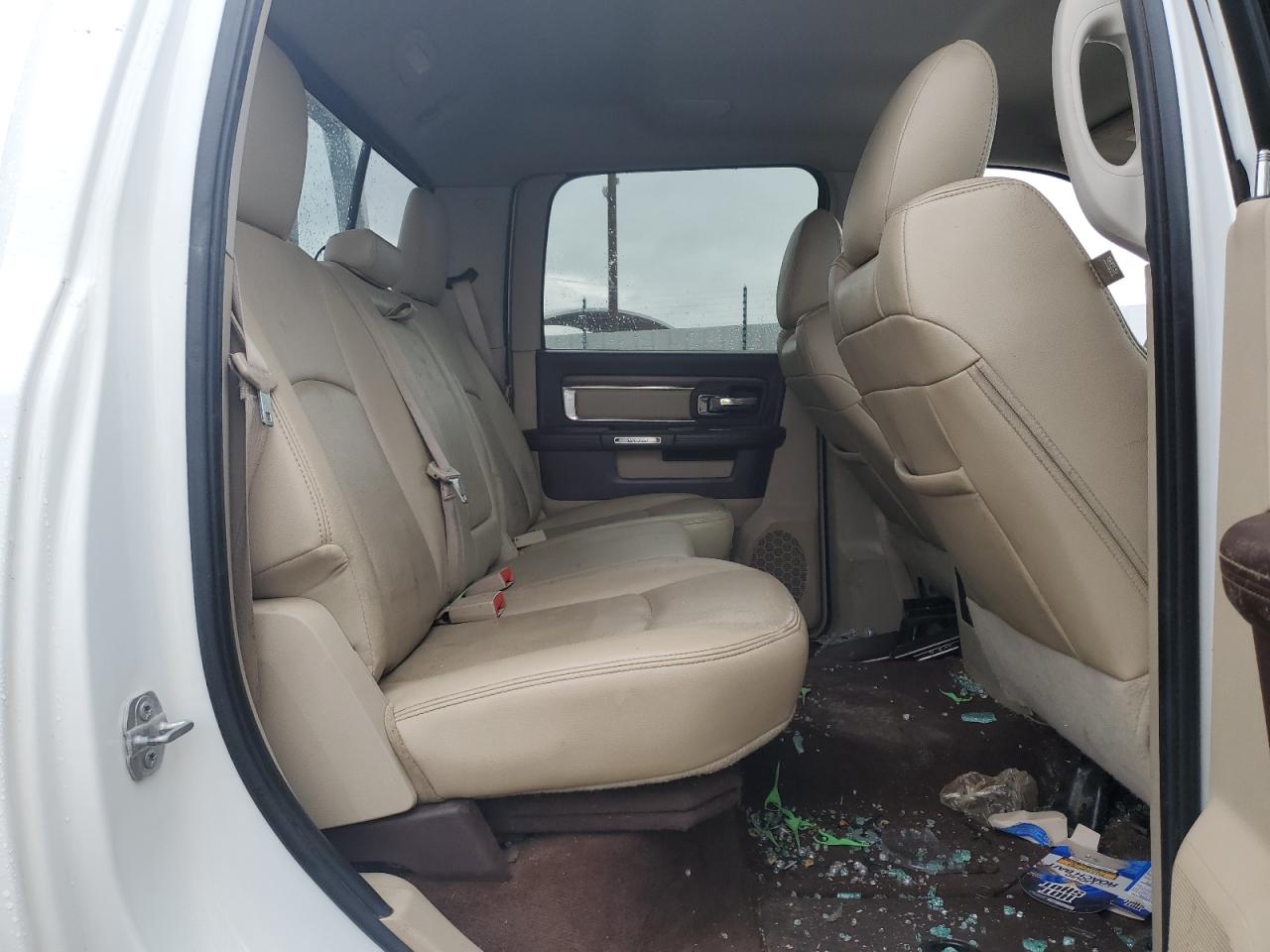 3C6UR5FL6FG692198 2015 Ram 2500 Laramie