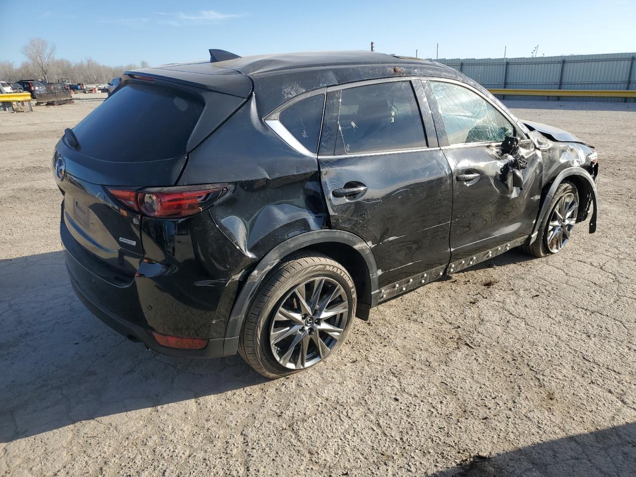 JM3KFBEY5K0581507 2019 Mazda Cx-5 Signature