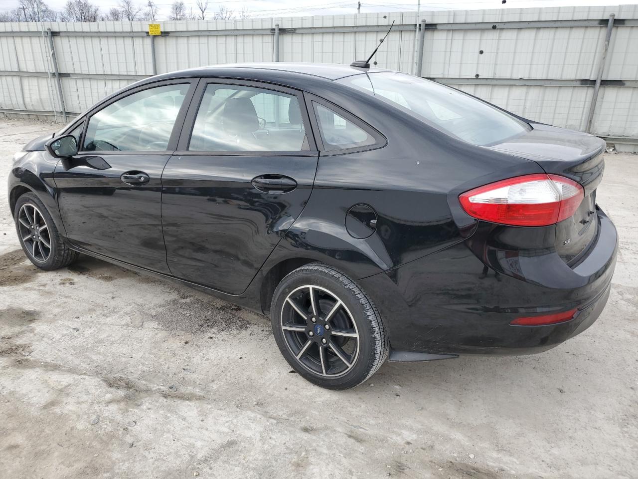 3FADP4BJ2KM129289 2019 Ford Fiesta Se