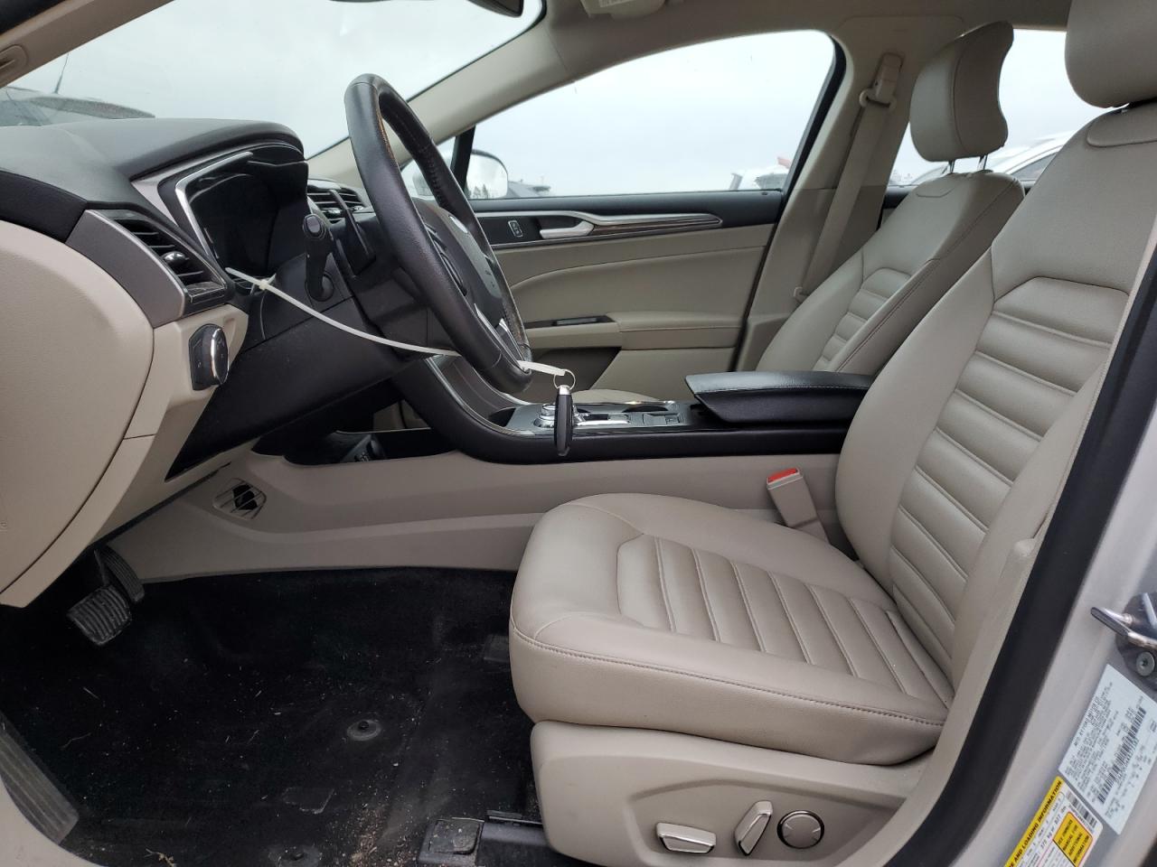 VIN: 3FA6P0CD6KR272582 2019 FORD FUSION