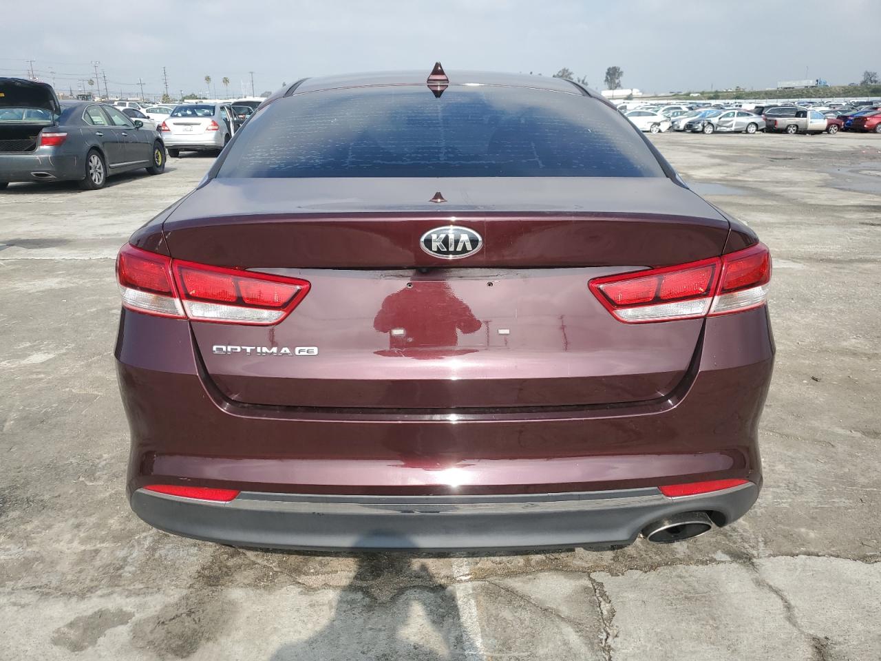 5XXGT4L32HG156831 2017 Kia Optima Lx