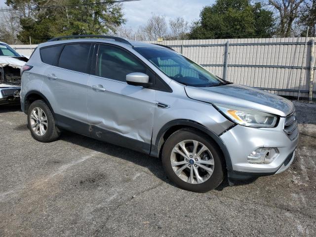 2017 FORD ESCAPE SE 1FMCU0GDXHUD74433