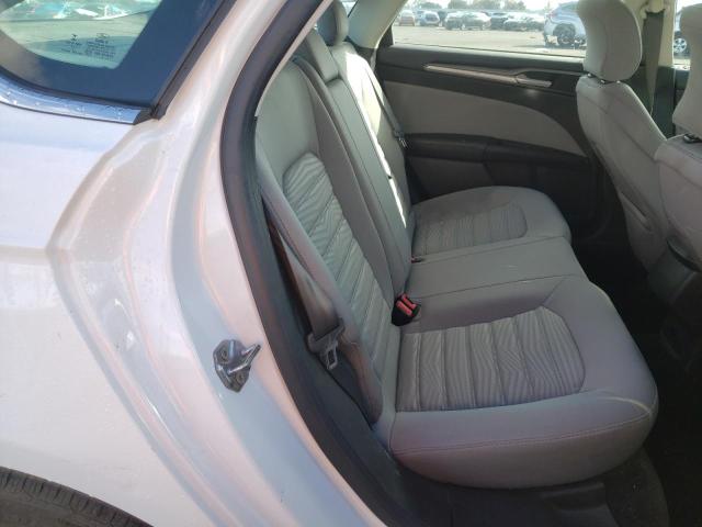 2016 FORD FUSION S 3FA6P0G72GR261784