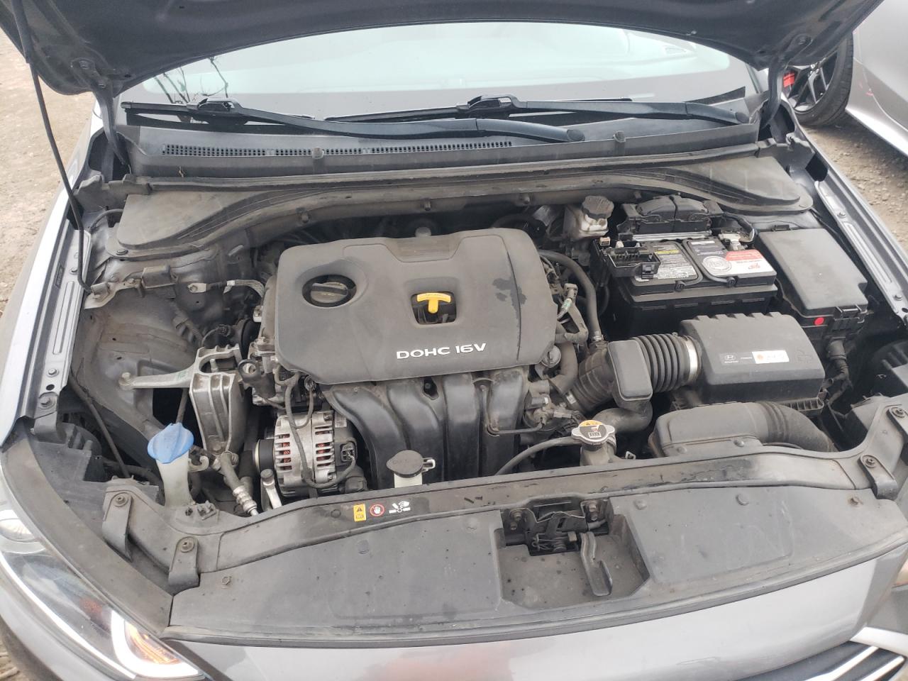 5NPD74LF2JH323099 2018 Hyundai Elantra Se