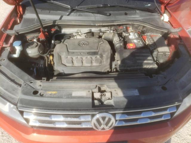 2018 VOLKSWAGEN TIGUAN SE 3VV3B7AX9JM183653