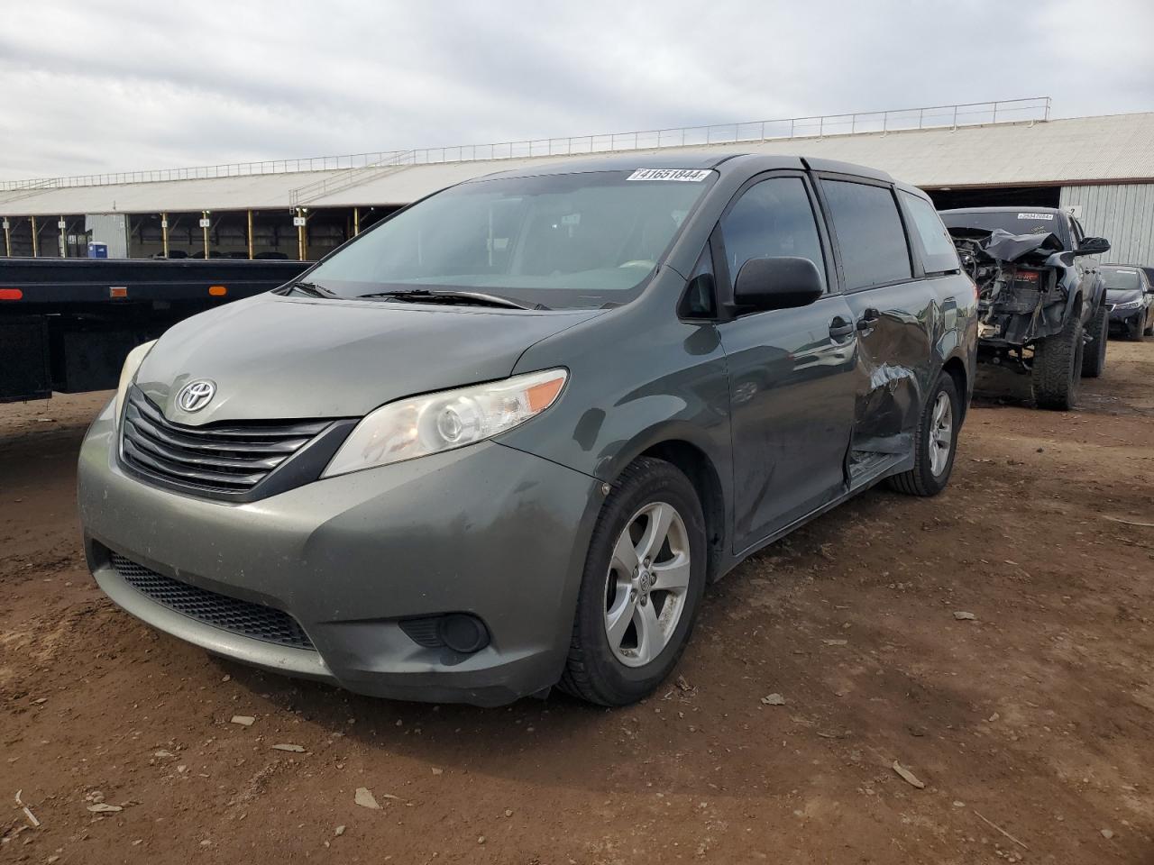 5TDZK3DC8DS315090 2013 Toyota Sienna