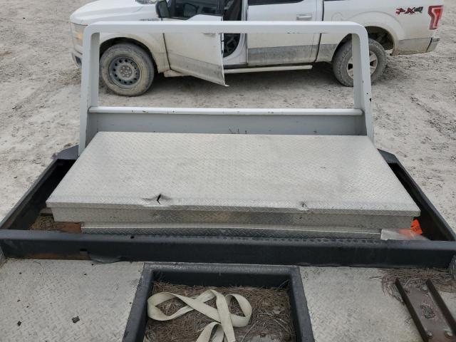 Lot #2340741914 2000 TRCK BED salvage car