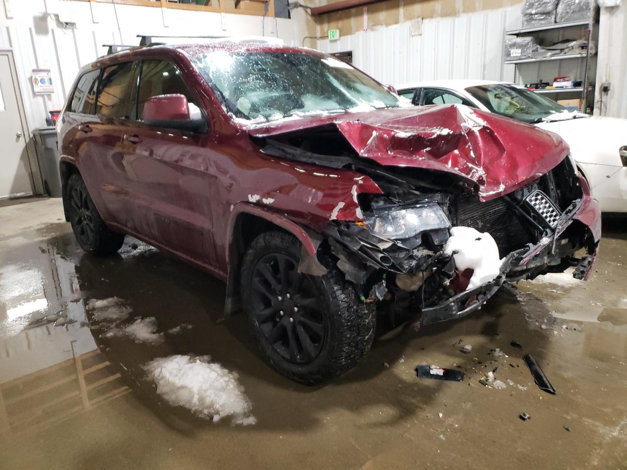 1c4rjfag4jc395867 1C4RJFAG4JC395867 2018 Jeep Grand Cherokee Laredo