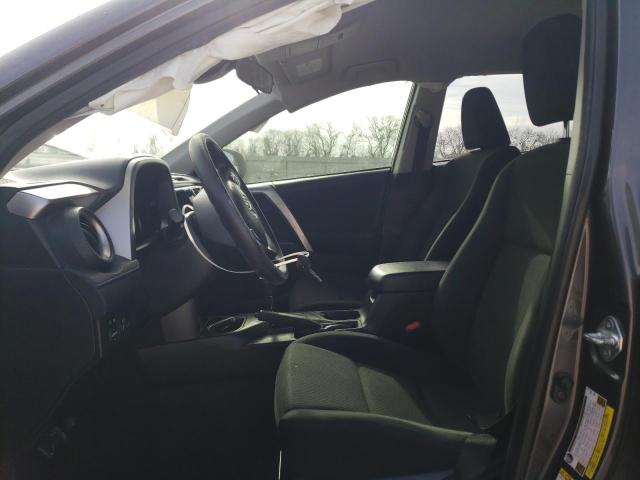 2017 TOYOTA RAV4 LE JTMZFREV7HJ704099