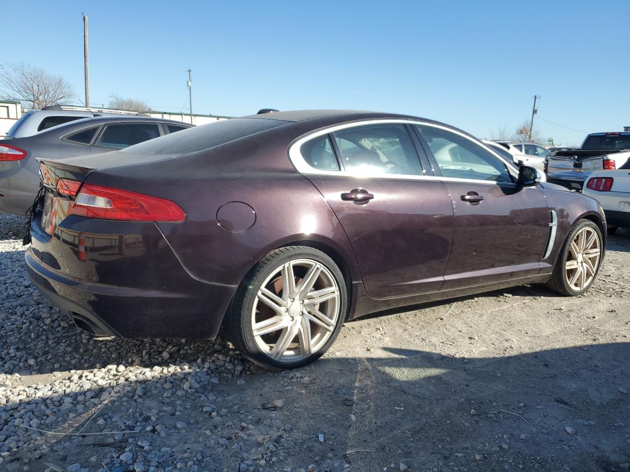 SAJWA0GB6BLR95370 2011 Jaguar Xf Premium