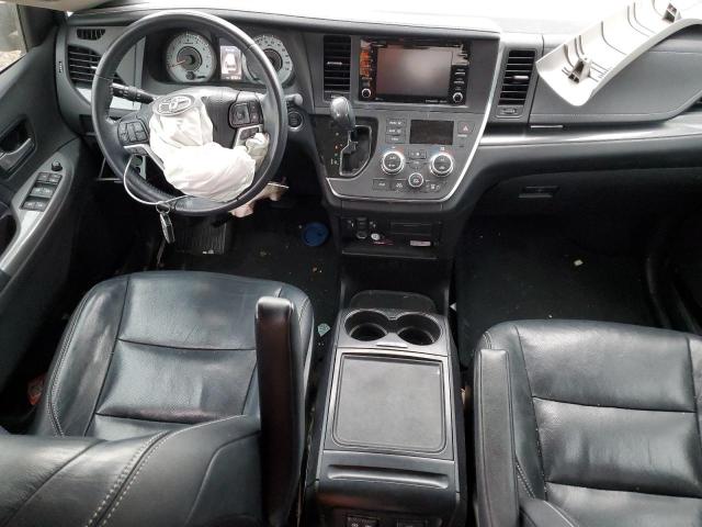 2018 TOYOTA SIENNA SE 5TDXZ3DC9JS958062