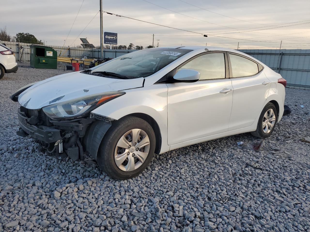 5NPDH4AE0GH704546 2016 Hyundai Elantra Se