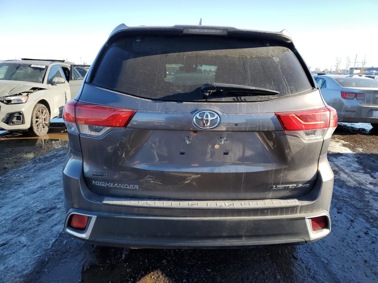 5TDDZRFH5JS841366 2018 Toyota Highlander Limited