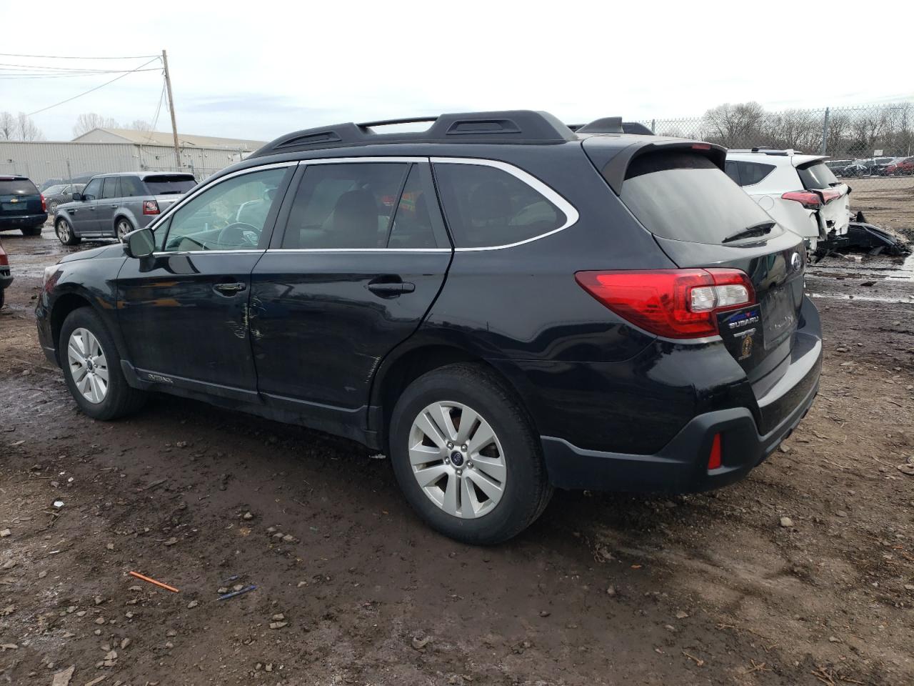 4S4BSAFC6K3330846 2019 Subaru Outback 2.5I Premium