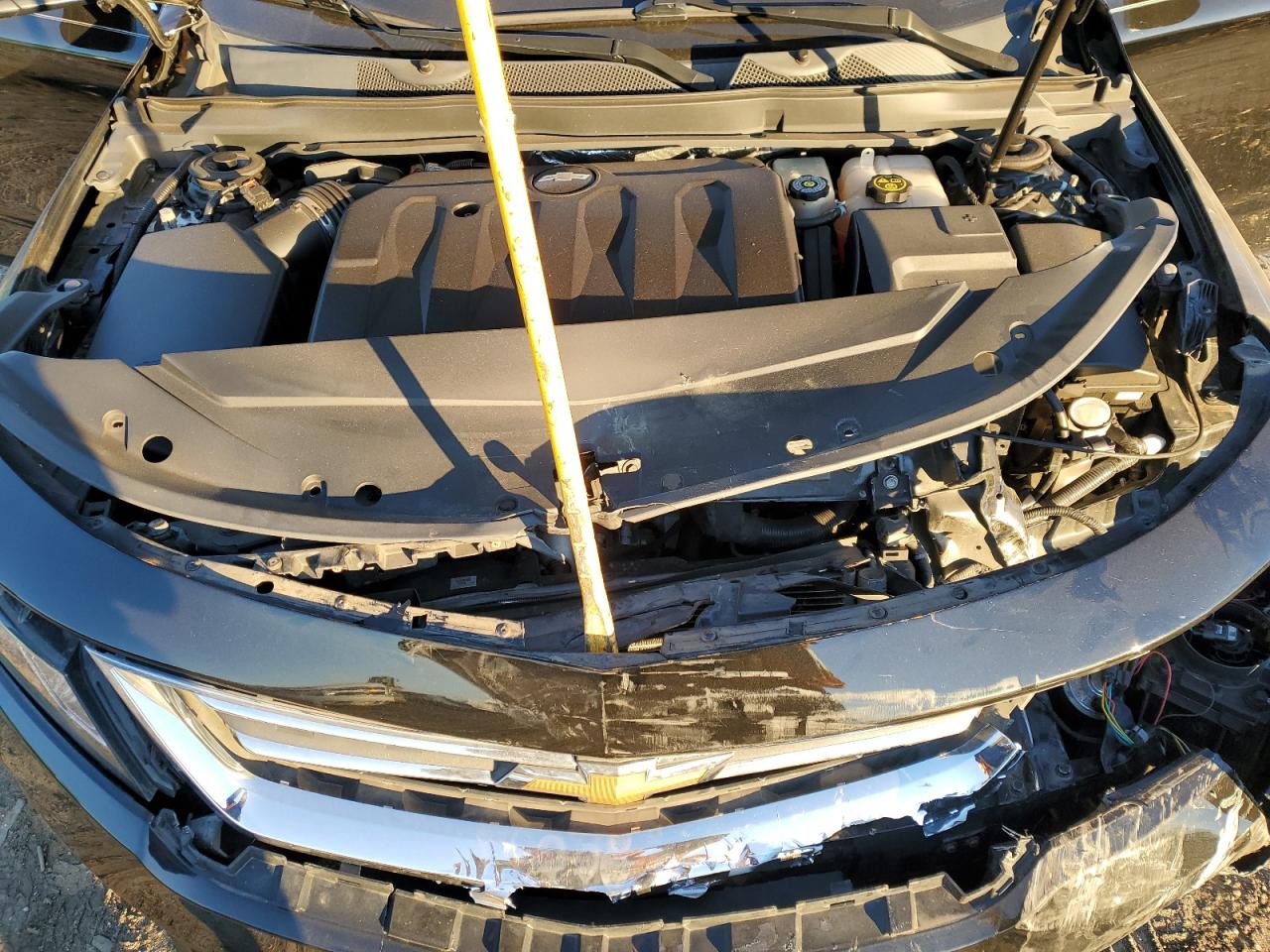 2G1105S36J9140255 2018 Chevrolet Impala Lt