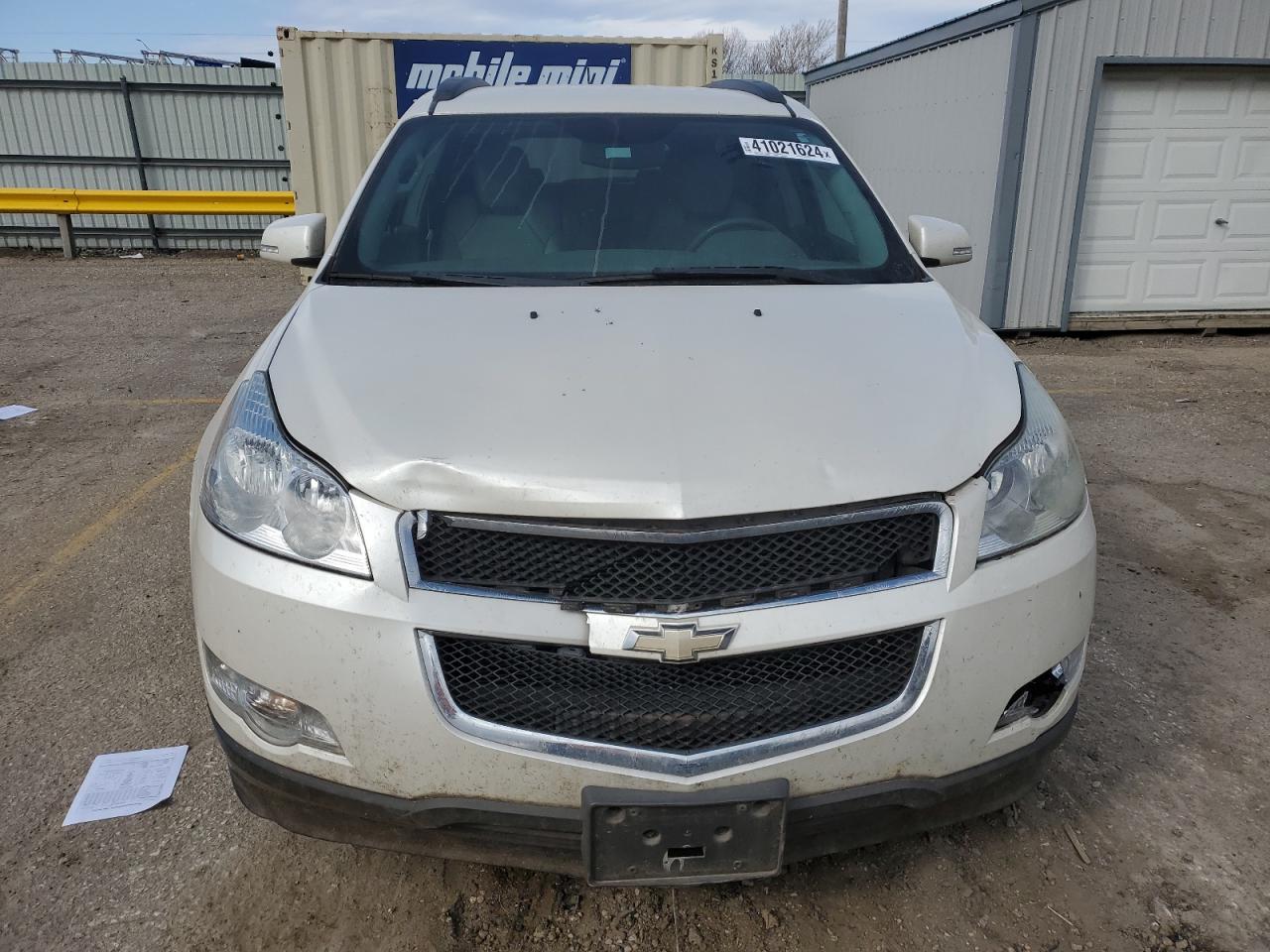 1GNKVJED8BJ150440 2011 Chevrolet Traverse Lt