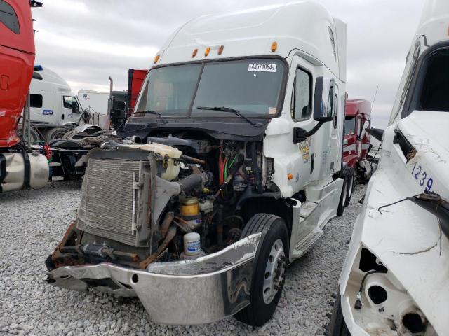 Lot #2340565815 2015 FREIGHTLINER CASCADIA 1 salvage car