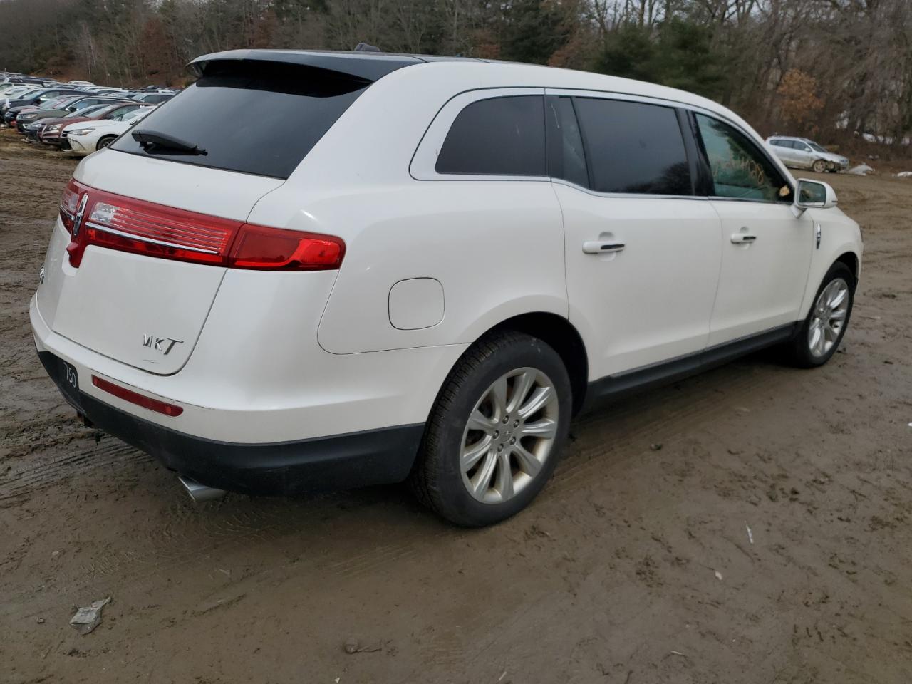 2LMHJ5ATXJBL00750 2018 Lincoln Mkt Reserve