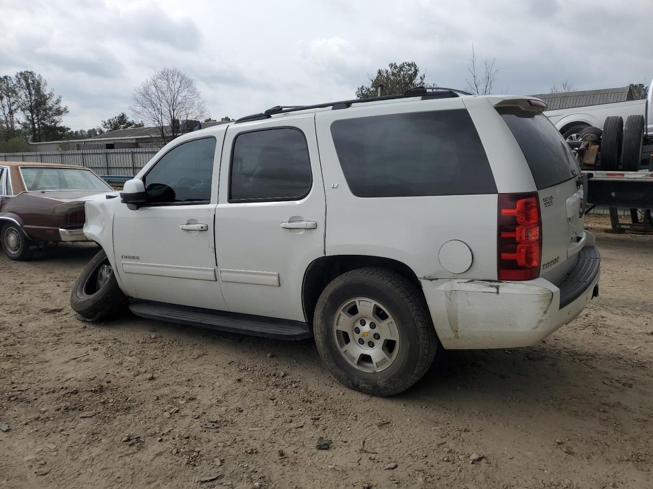 1GNSCBE02BR111370 2011 Chevrolet Tahoe C1500 Lt