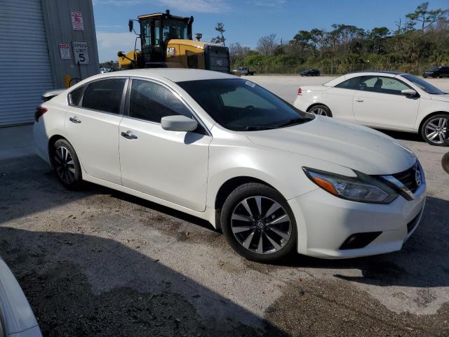 Vin: 1n4al3ap0hc113360, lot: 40645544, nissan altima 2.5 20174