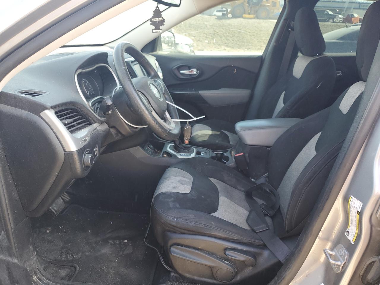 1C4PJLAB0EW149008 2014 Jeep Cherokee Sport