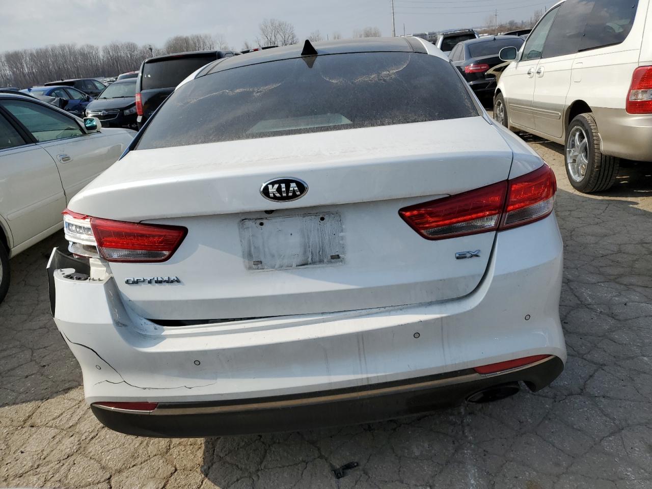 5XXGU4L3XGG045360 2016 Kia Optima Ex